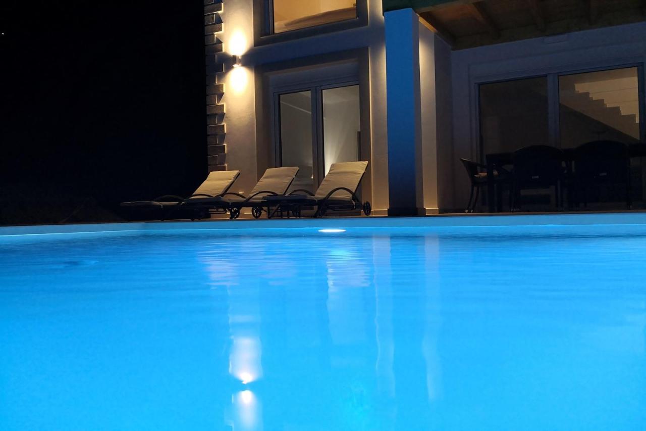 Afión Sunset Sea View Villa 8 מראה חיצוני תמונה